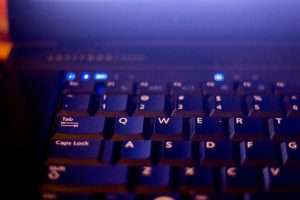 Imagen de un teclado saacada de pixabay
